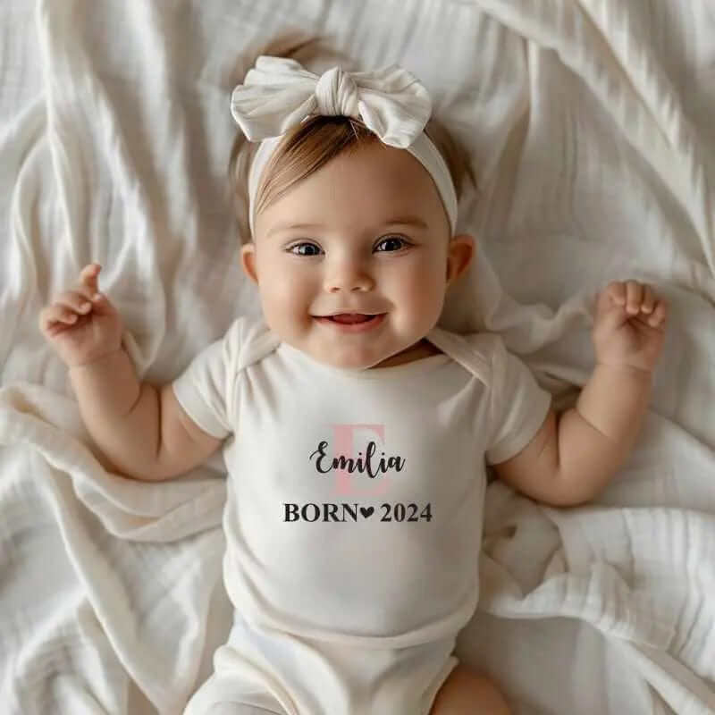 Personalisierte Baby Body -name und Geburtsjahr- Geschenke für Geburtstage und besondere Anlässe